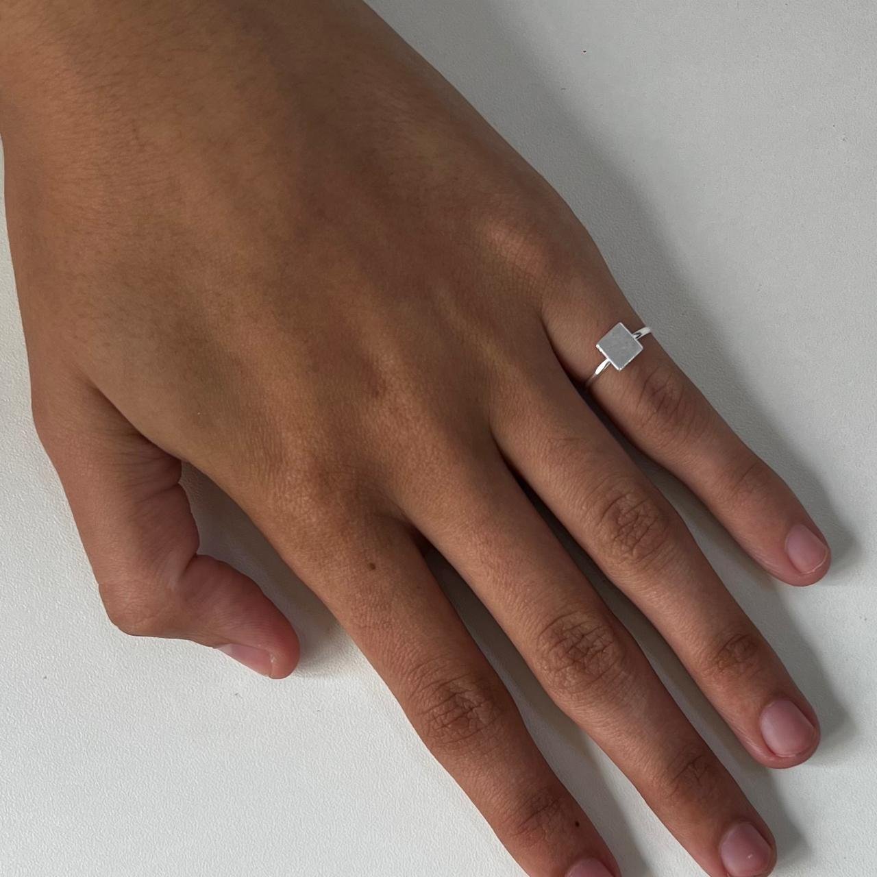 Anel Falange Chapinha Quadrada