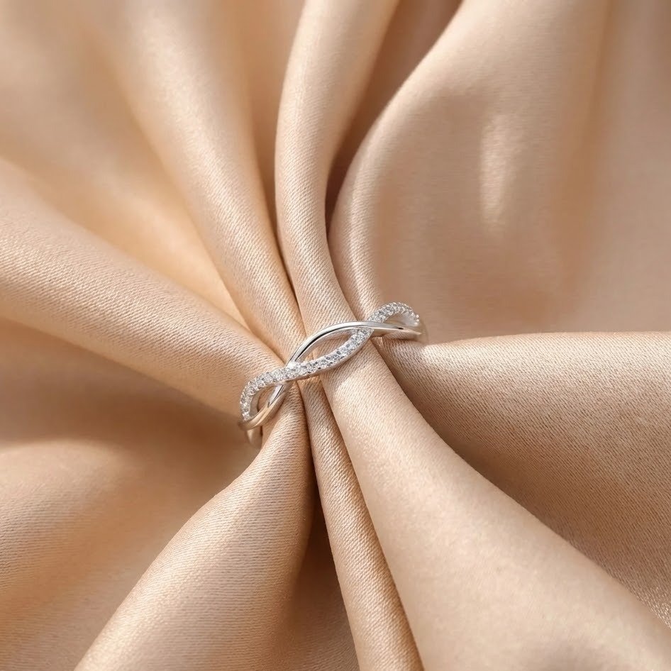 Anel Infinito Zirconias