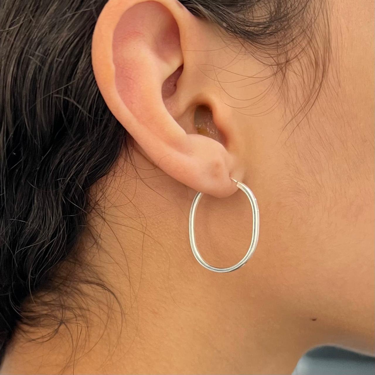 Brinco Argola Oval - Prata 925