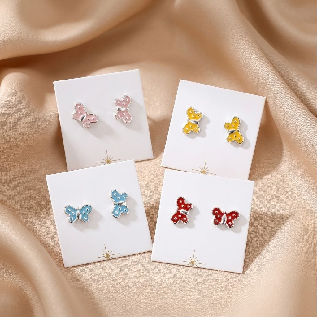 Brinco ou Pingente Bebê Borboleta em Prata 925