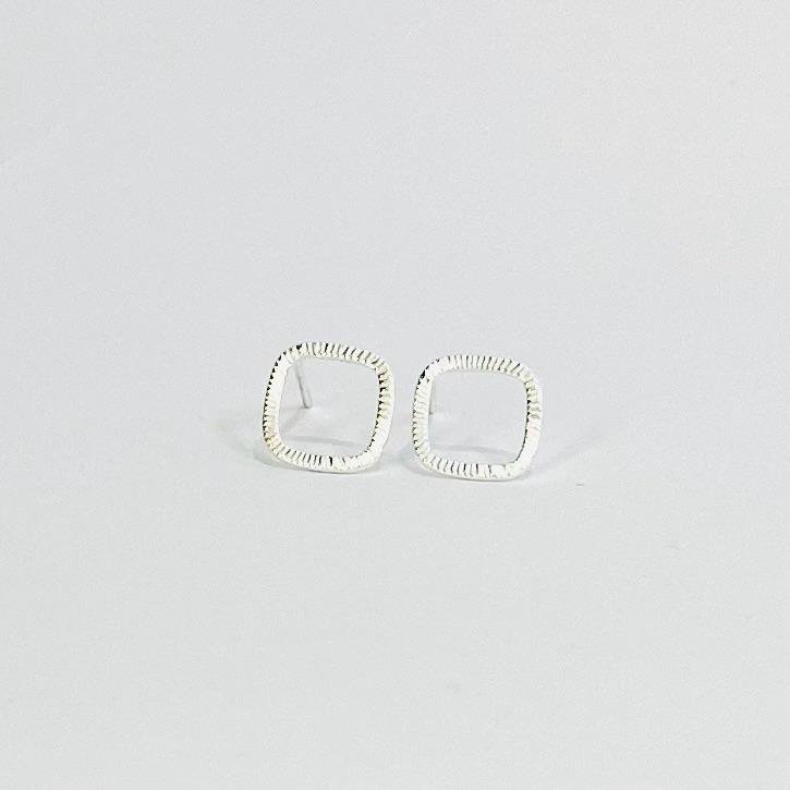 Brinco Trabalhado Geométrico