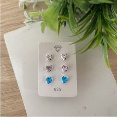 Brinco Trio Corações Colors