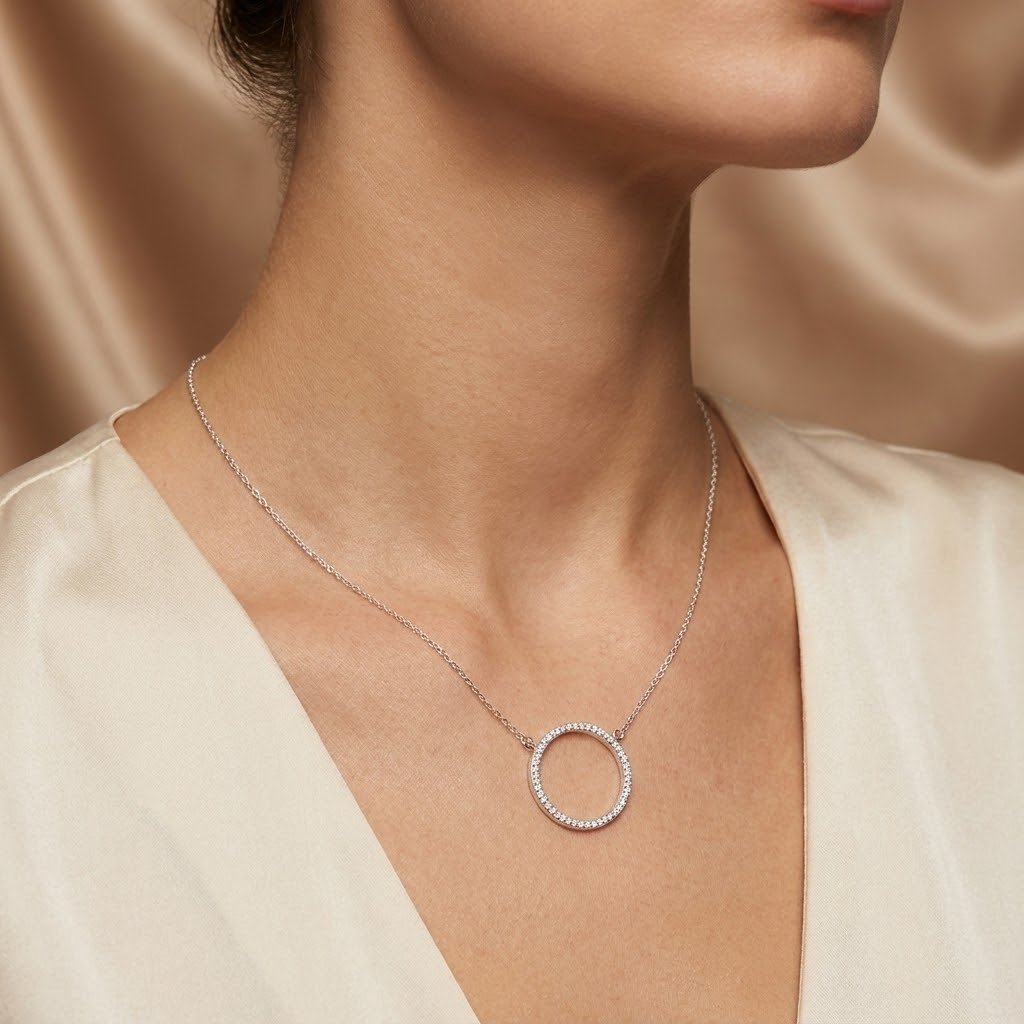 Colar Circulo Cravejado Festa