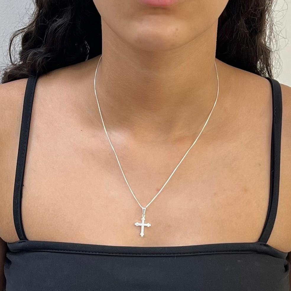 Colar de Prata 925 Cruz Cravejada