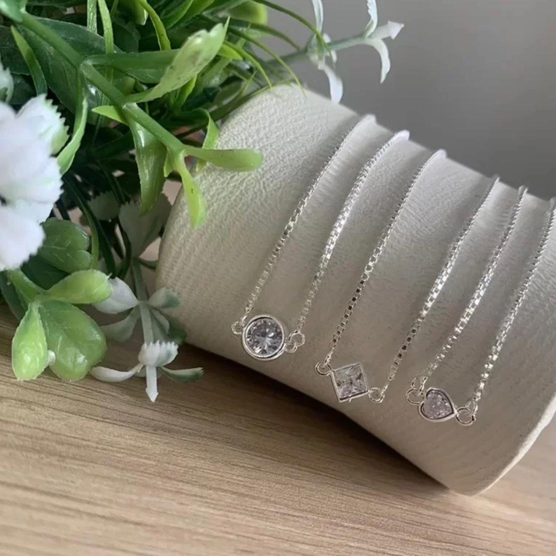 Colar de Prata Ponto de Luz Fixo