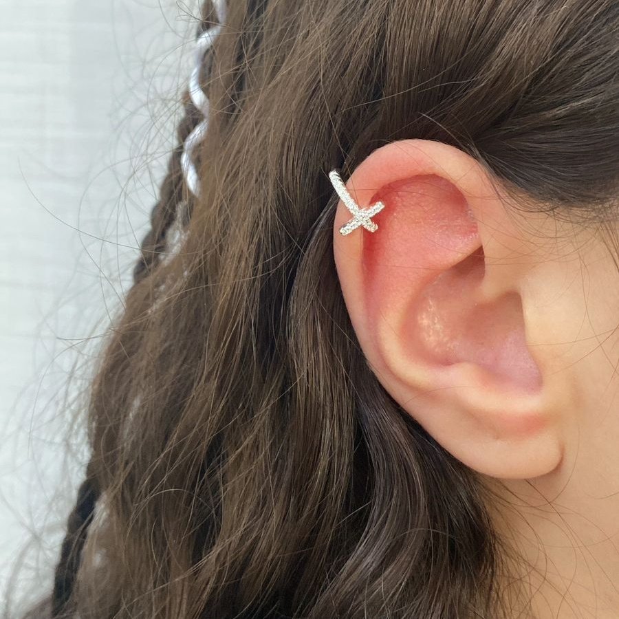Piercing Fake Cruz Cravejada