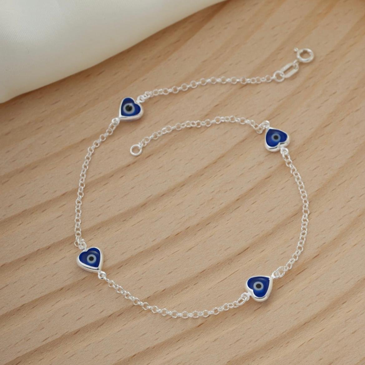 Tornozeleira Olho Grego Corações