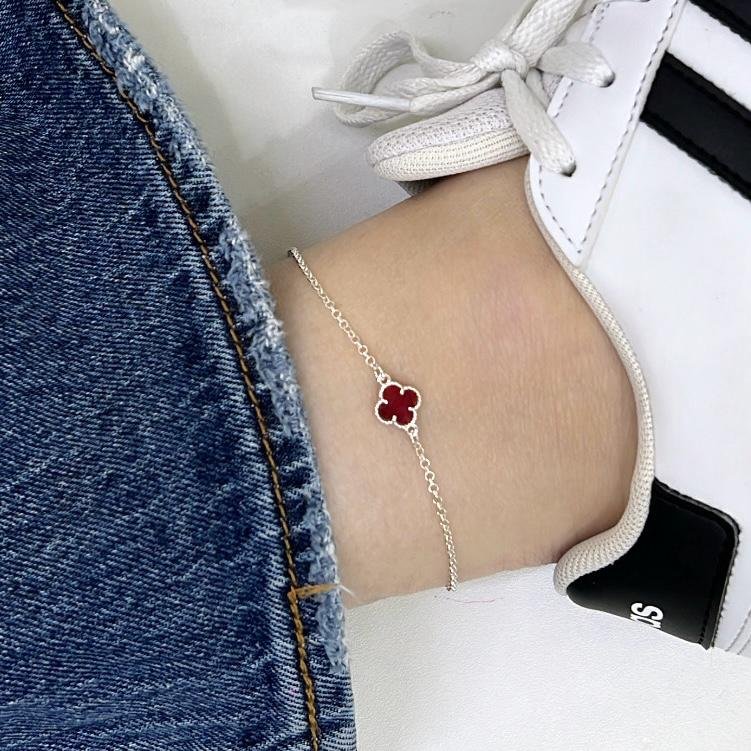 Tornozeleira Trevo Vermelho